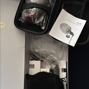 Premium Cardioid Microphone Kit - Black